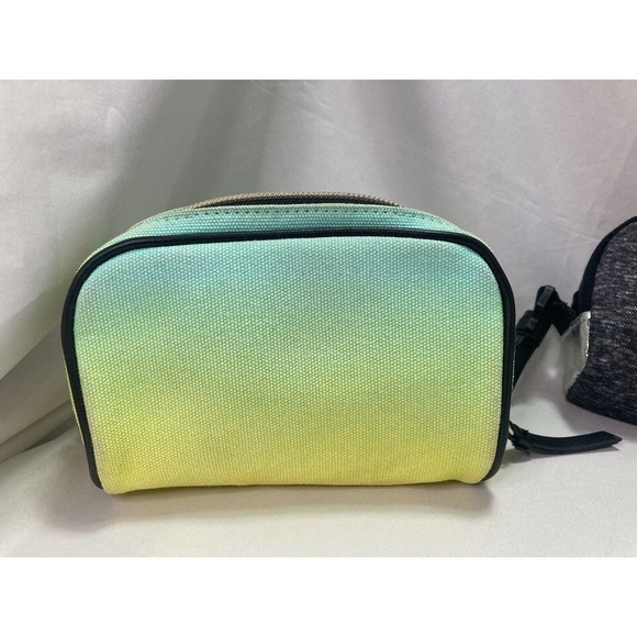 Victoria's Secret Pink Logo Spell Out Pouch Pencil Case Makeup & Travel Case - Picture 3 of 9